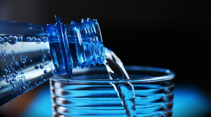 Vittel, Contrex : la division eau de Nestlé (encore) éclaboussée par un scandale